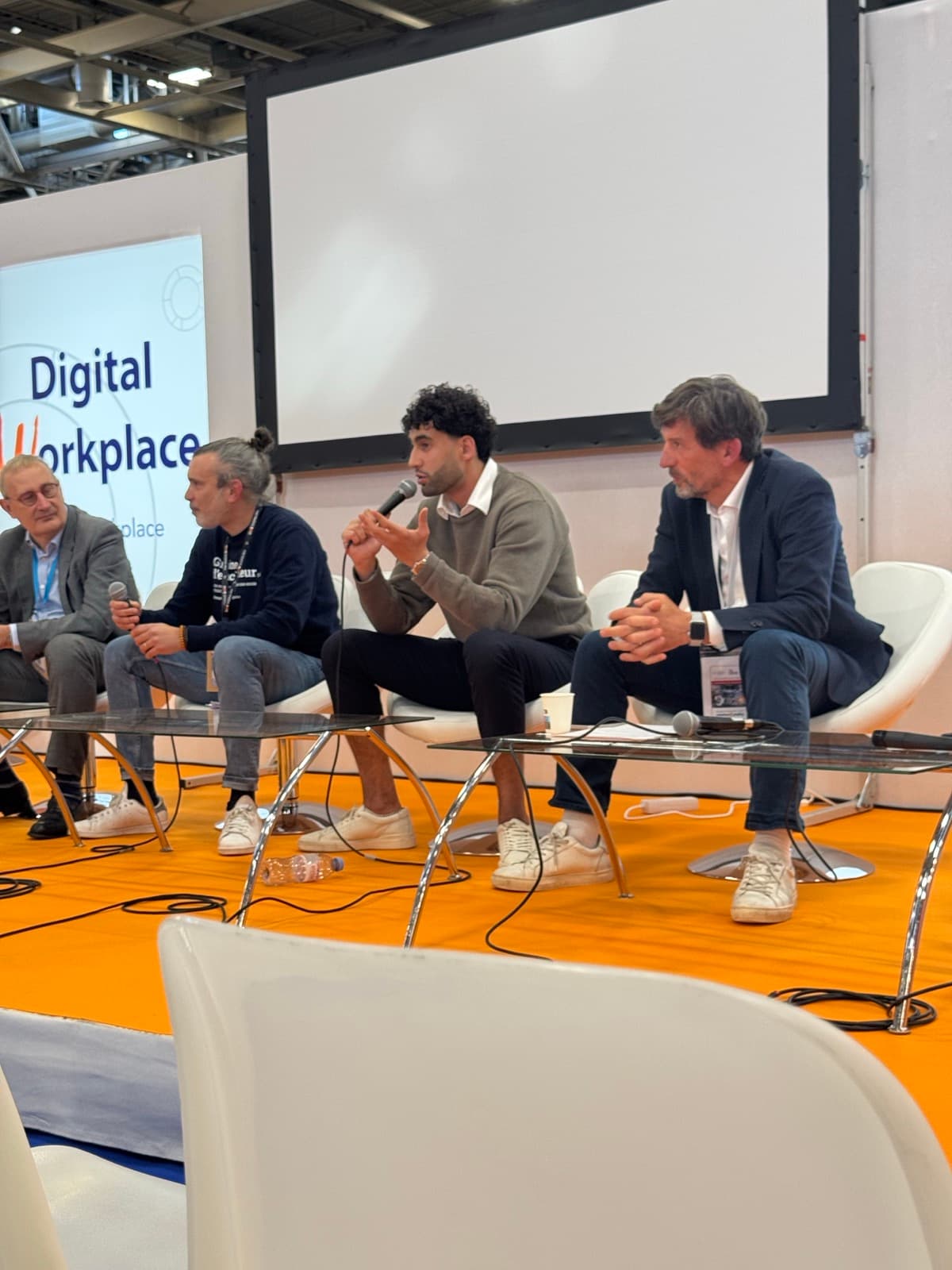 Othmane Halim en conférence sur l'IA en entreprise
