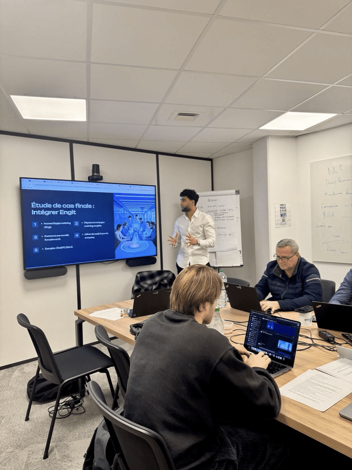 Atelier Vibe Coding, les mains sur les outils